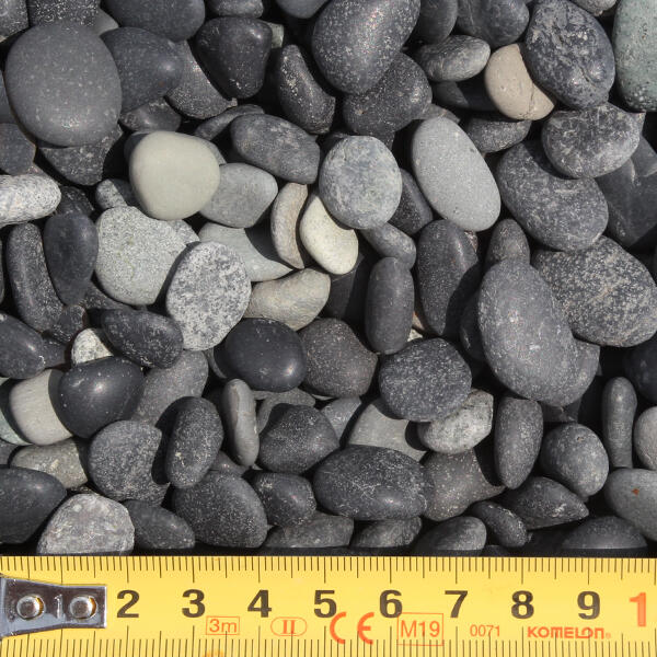 beach-pebbles-grind-zwart-8-16-mm