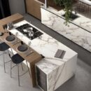Keramische_slab_Calacatta_Monte_sfeerfoto.jpg