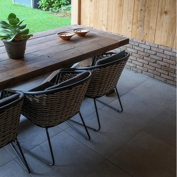 Ceramic Beton Look Taupe 90x90x3 cm. Handelskwaliteit