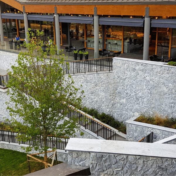 Rock Wall Valonia