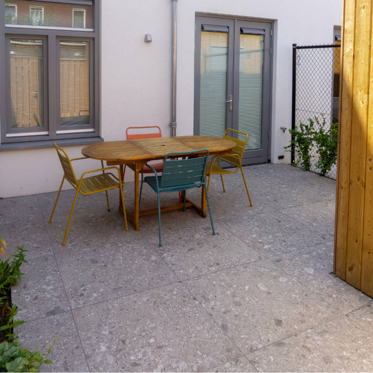 Unico 20MM Greige tegel 80x80x2 cm.
