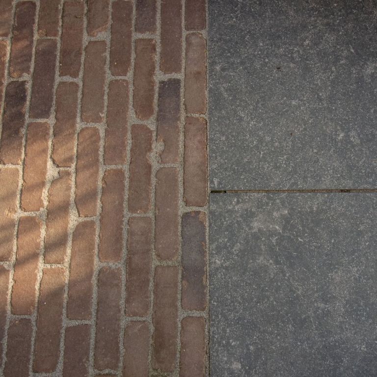 Straatbaksteen Leeds getrommeld