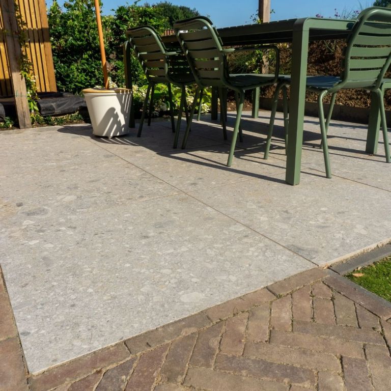 Unico 20MM Grey tegel 80x80x2 cm.