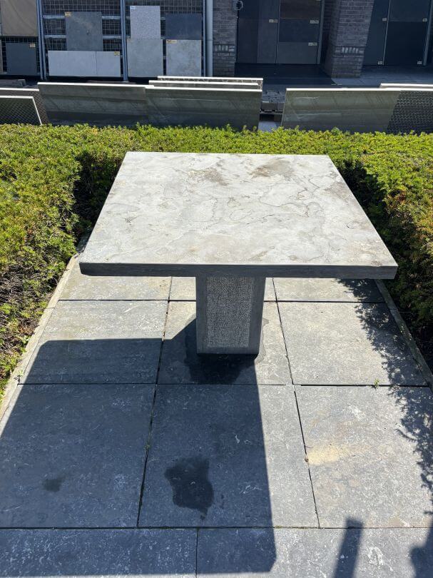 Blue Stone Tafel gekapt onderstel