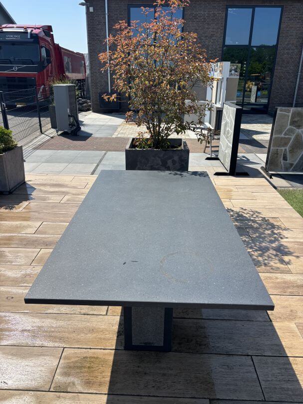 Orient Black Tafel gekapt onderstel