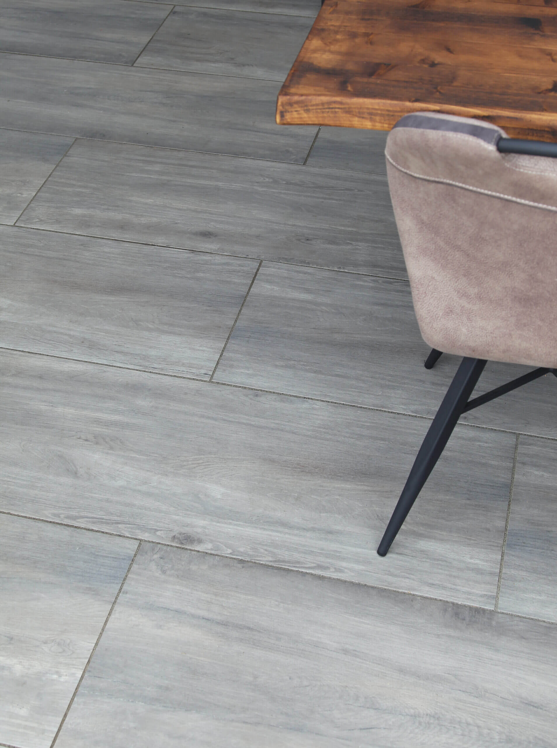 Keramische tegels met houtlook