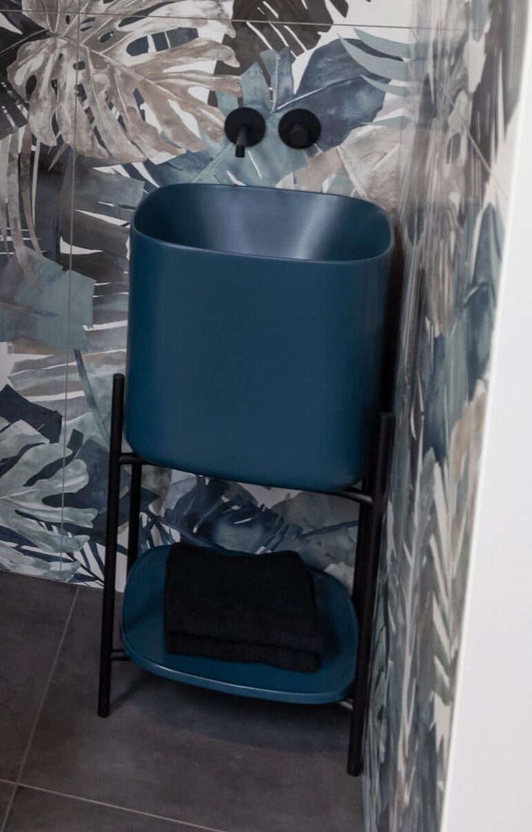 Keramisch wasmeubel blauw