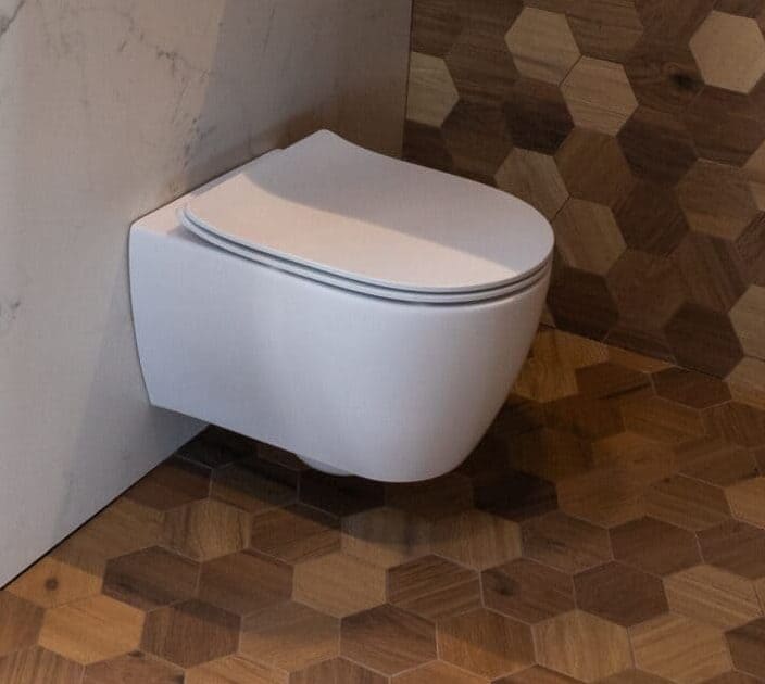 Keramische wc met bijpassende bril mat wit