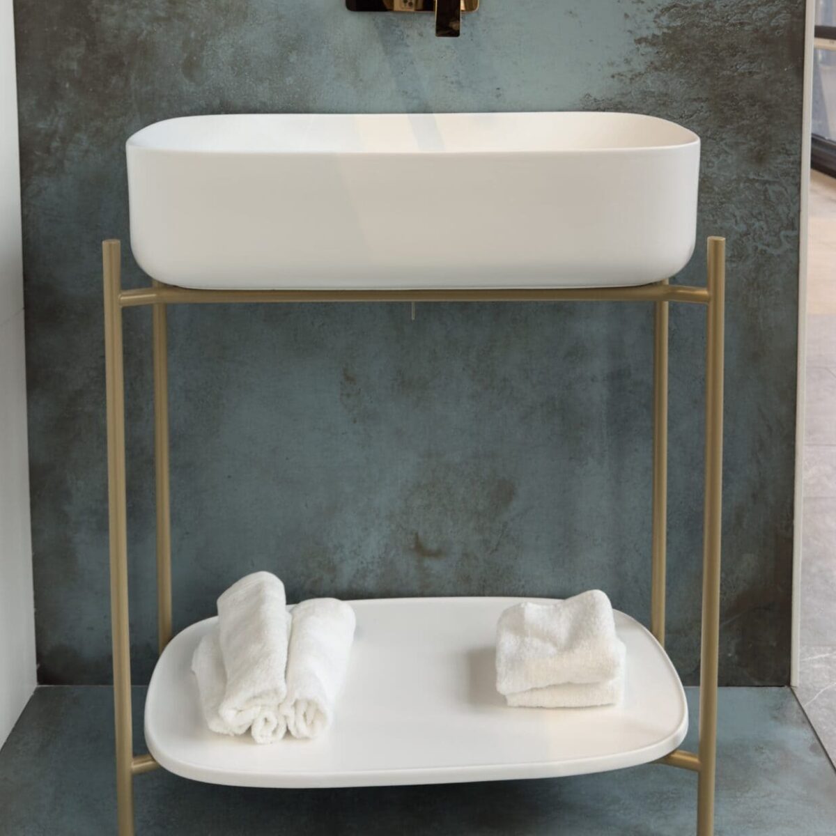 Wastafelmeubel wit met goud
